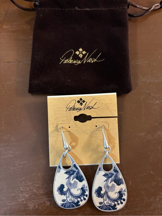 Patricia Nash Jewelry - Patricia Nash Renaissance Revival Mella earrings